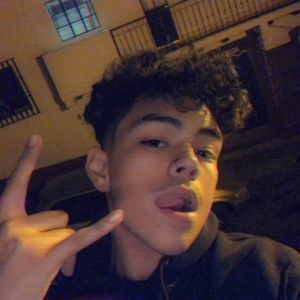 Meet your Posher, Cesar